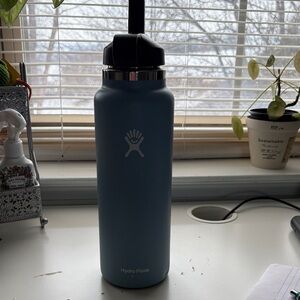 Hydro Flask Slate Blue Bottle